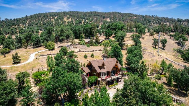 26000 Deertrail Drive, Tehachapi, CA 93561