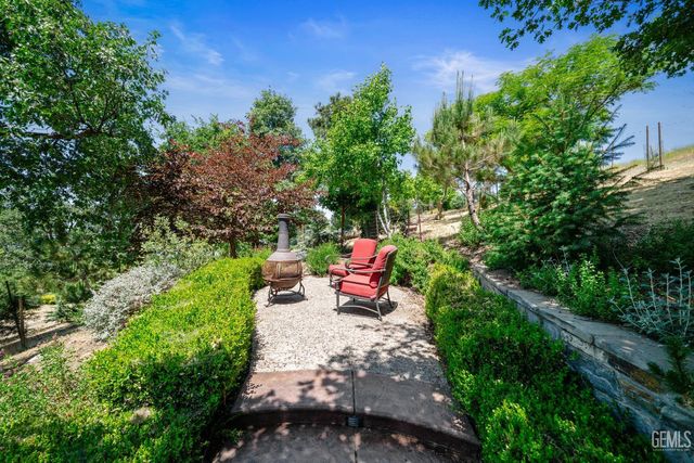 26000 Deertrail Drive, Tehachapi, CA 93561