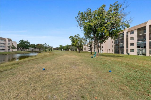 2748 NW 104th Avenue 403, Sunrise, FL 33322