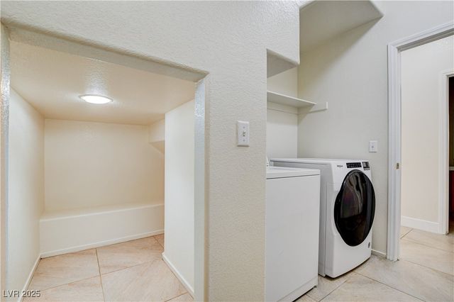 3377 COMMENDATION Drive, Las Vegas, NV 89117