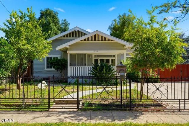 272 Del Monte Street, Pasadena, CA 91103