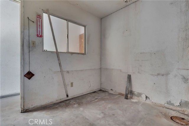 1102 N Rose Avenue, Compton, CA 90221