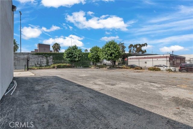 1102 N Rose Avenue, Compton, CA 90221