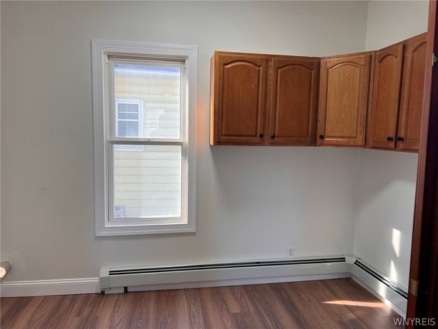 8 Rix Place, Hanover, NY 14136