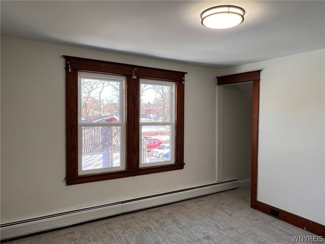 8 Rix Place, Hanover, NY 14136