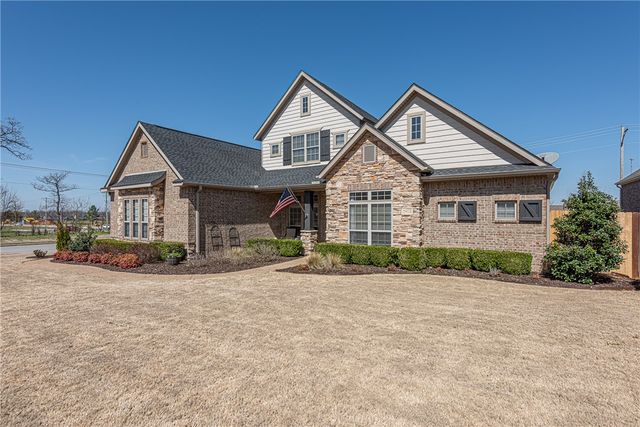 1606 Wisteria Avenue, Bentonville, AR 72713