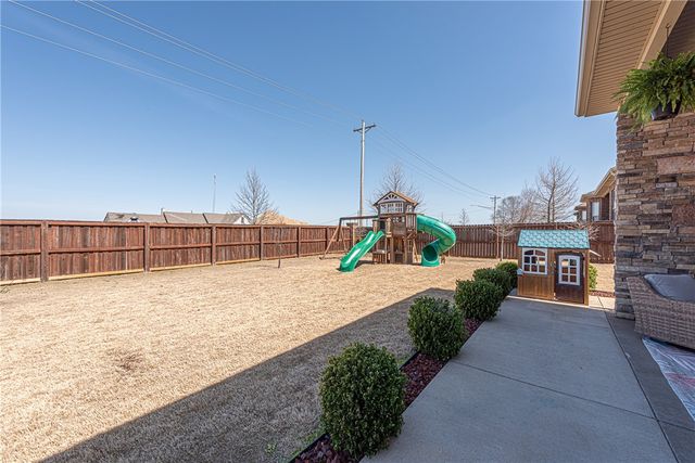 1606 Wisteria Avenue, Bentonville, AR 72713