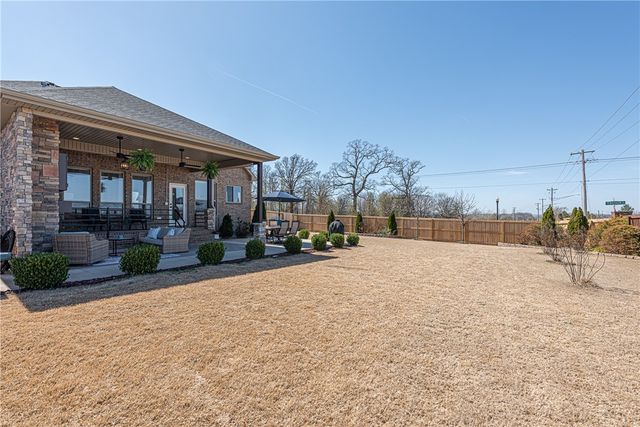 1606 Wisteria Avenue, Bentonville, AR 72713