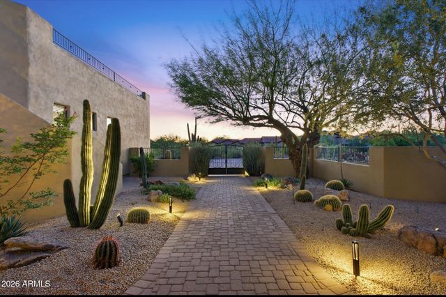 33633 N 84TH Street, Scottsdale, AZ 85266