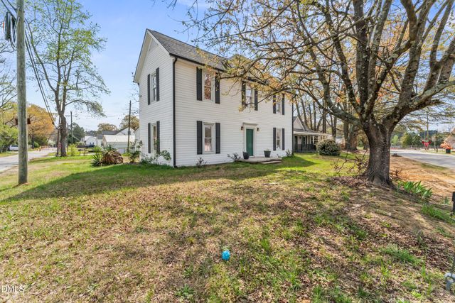 141 S Broad Street E, Angier, NC 27501