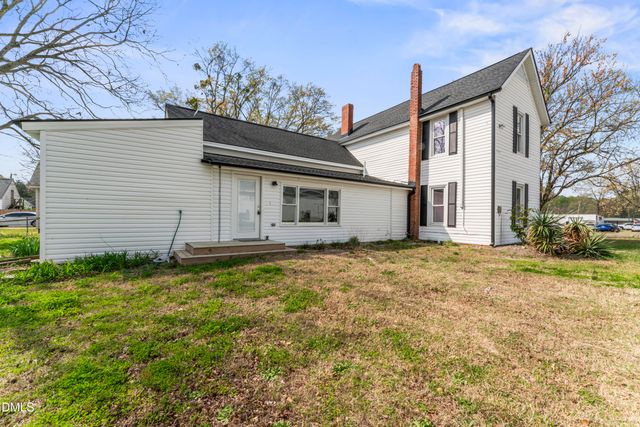 141 S Broad Street E, Angier, NC 27501