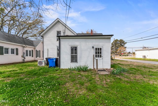 141 S Broad Street E, Angier, NC 27501