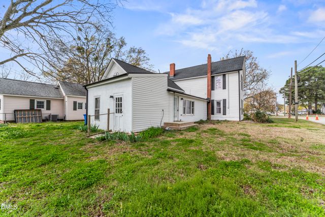 141 S Broad Street E, Angier, NC 27501