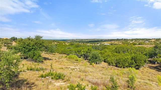 136 Legacy Hills DR, Johnson City, TX 78636