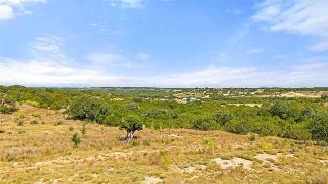 136 Legacy Hills DR, Johnson City, TX 78636