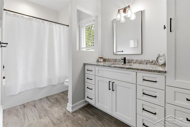 921 S Crooked Tree Lane, Midland, MI 48640