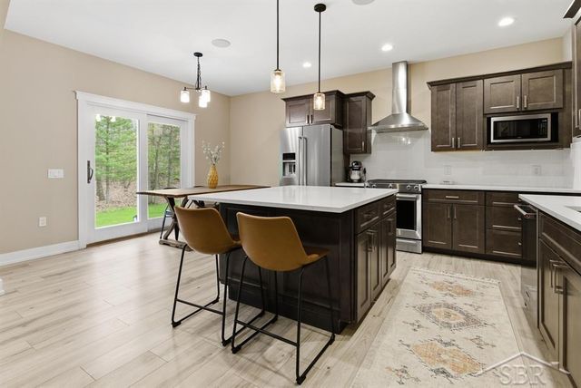 921 S Crooked Tree Lane, Midland, MI 48640