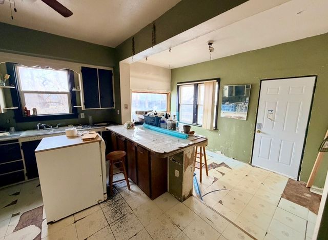 302 E Bell Avenue, Des Moines, IA 50315