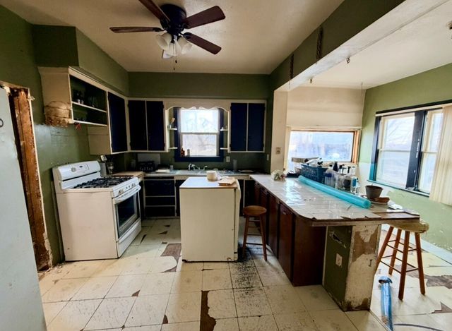 302 E Bell Avenue, Des Moines, IA 50315