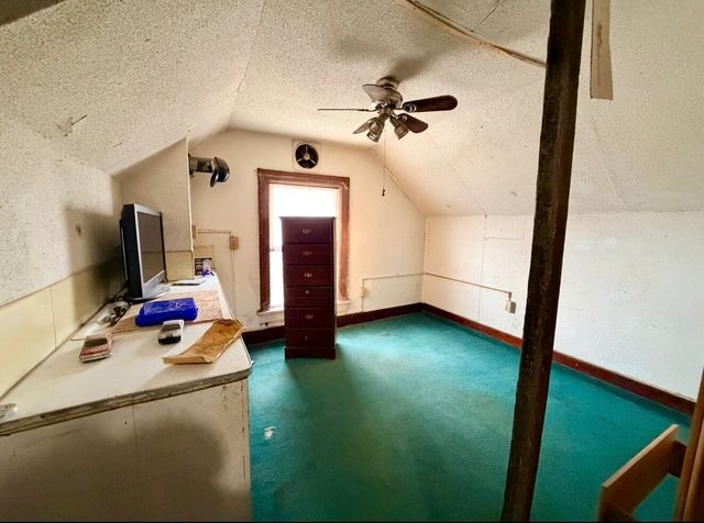 302 E Bell Avenue, Des Moines, IA 50315