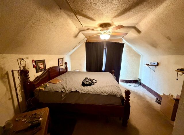 302 E Bell Avenue, Des Moines, IA 50315