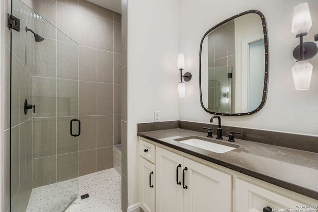 6907 Bluff Run, San Antonio, TX 78257