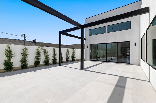 228 Costa Mesa Street, Costa Mesa, CA 92627