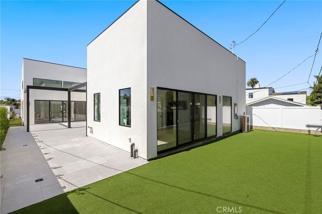 228 Costa Mesa Street, Costa Mesa, CA 92627