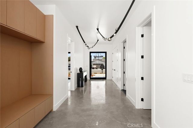 228 Costa Mesa Street, Costa Mesa, CA 92627