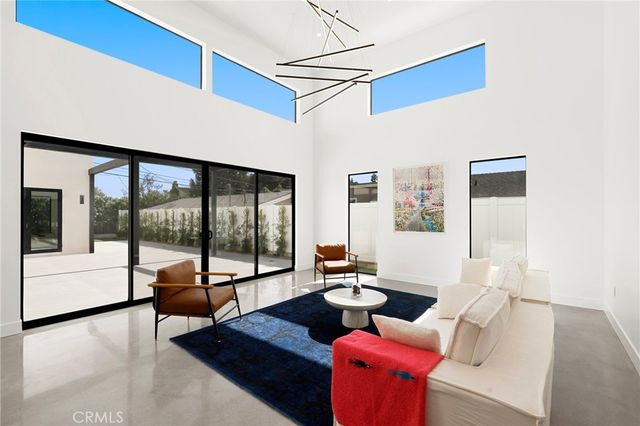 228 Costa Mesa Street, Costa Mesa, CA 92627