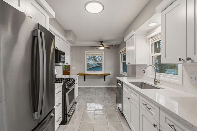 13612 Sheffield Lane N, Maple Grove, MN 55311