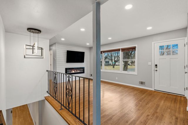 13612 Sheffield Lane N, Maple Grove, MN 55311