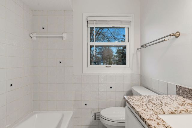 13612 Sheffield Lane N, Maple Grove, MN 55311