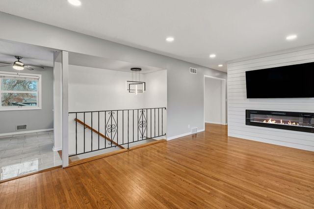 13612 Sheffield Lane N, Maple Grove, MN 55311