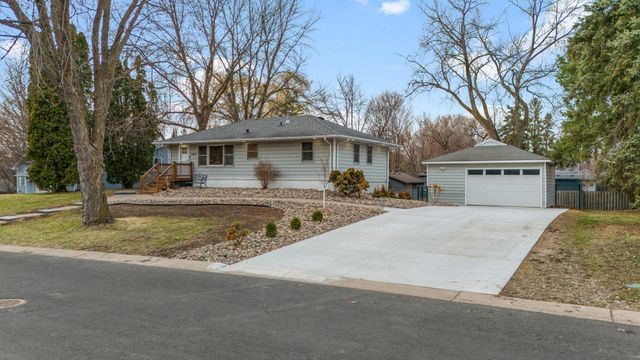 13612 Sheffield Lane N, Maple Grove, MN 55311