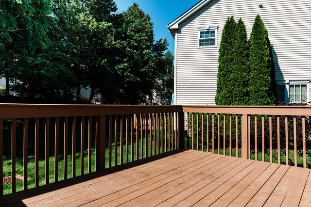 14 Last Leaf Circle 14, Windsor, CT 06095