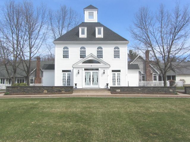 14 Last Leaf Circle 14, Windsor, CT 06095