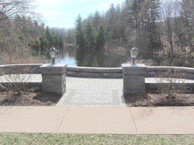 14 Last Leaf Circle 14, Windsor, CT 06095