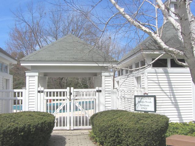 14 Last Leaf Circle 14, Windsor, CT 06095