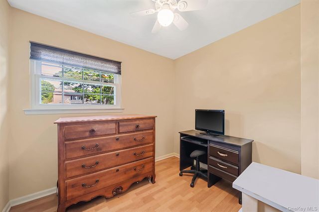 86 Creighton Avenue, Ronkonkoma, NY 11779