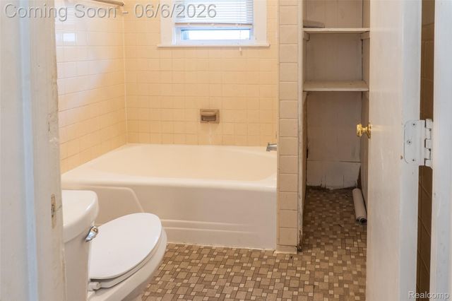 207 Richter Street, River Rouge, MI 48218