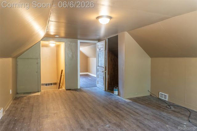 207 Richter Street, River Rouge, MI 48218