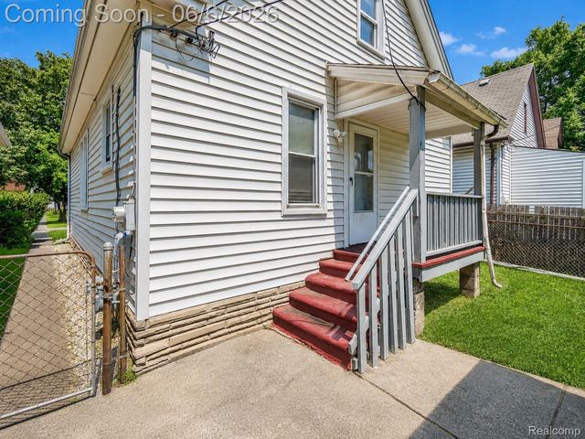 207 Richter Street, River Rouge, MI 48218