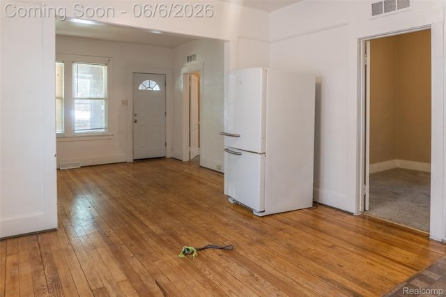 207 Richter Street, River Rouge, MI 48218