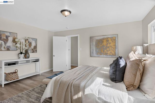2737 Sulphur Dr, Hayward, CA 94541
