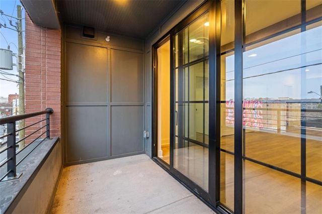 346 Peters Street 206, Atlanta, GA 30313