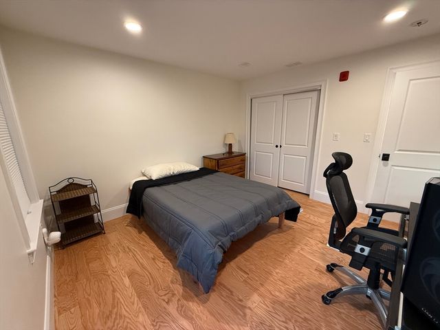 6 Lily Pond Ln 6, Lexington, MA 02420