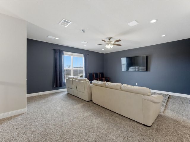 1044 Pitch Pine Street, Hickory Creek, TX 75065