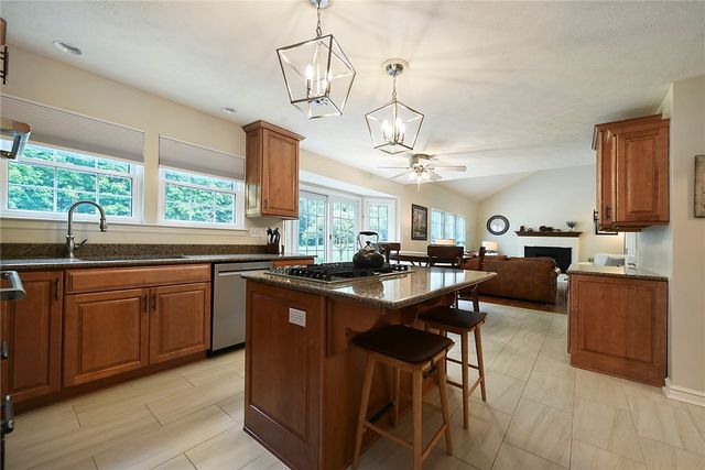111 Woodcrest, Peters Twp, PA 15367