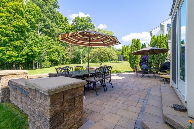 111 Woodcrest, Peters Twp, PA 15367